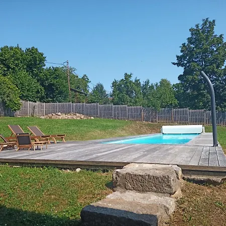 Casa vacanze La Pensée Sauvage, Accueil, Partage Et Ressourcement à La Ferme Rimont