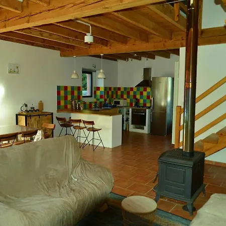 בית נופש La Pensee Sauvage, Accueil, Partage Et Ressourcement A La Ferme Rimont